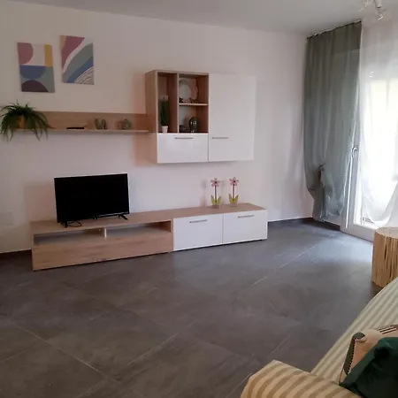 Διαμέρισμα Quadrilocale Carducci *